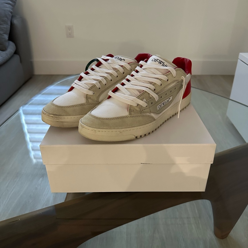 Off-White Red and Cream Low-Top Sneakers